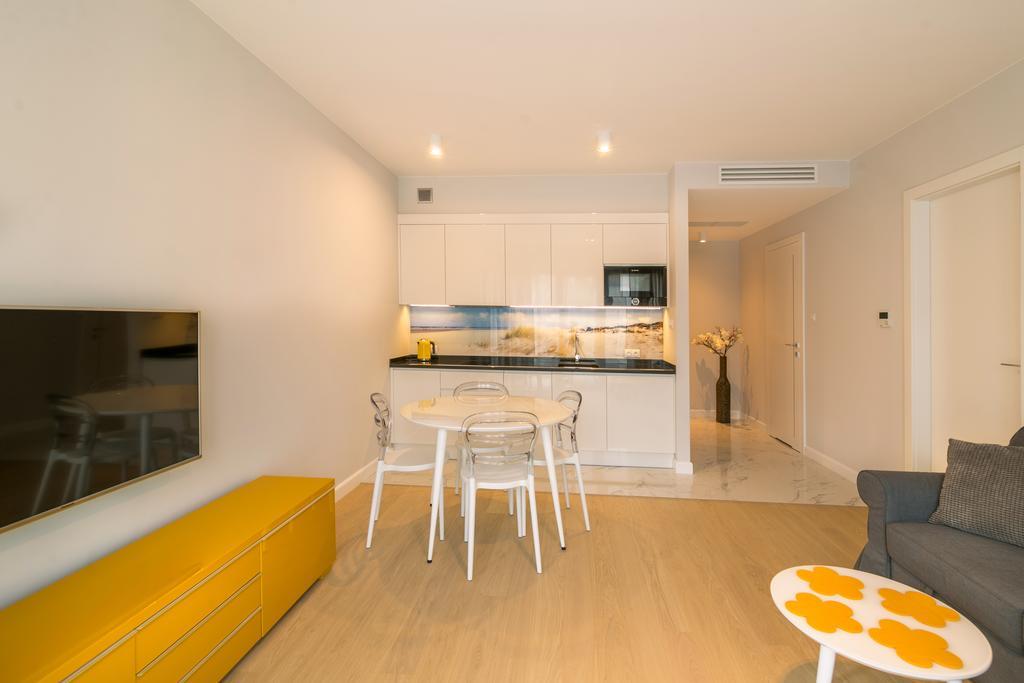 Grand Apartments Wave- Na Fali Sopot Bagian luar foto